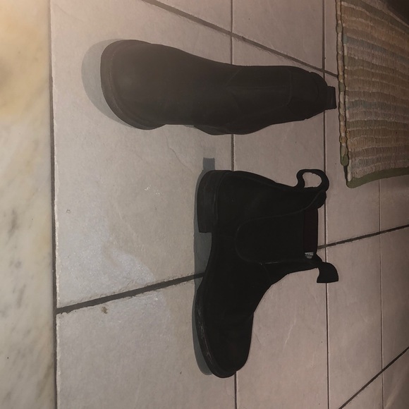 Black boots from Canada West Boots - Picture 2 of 4